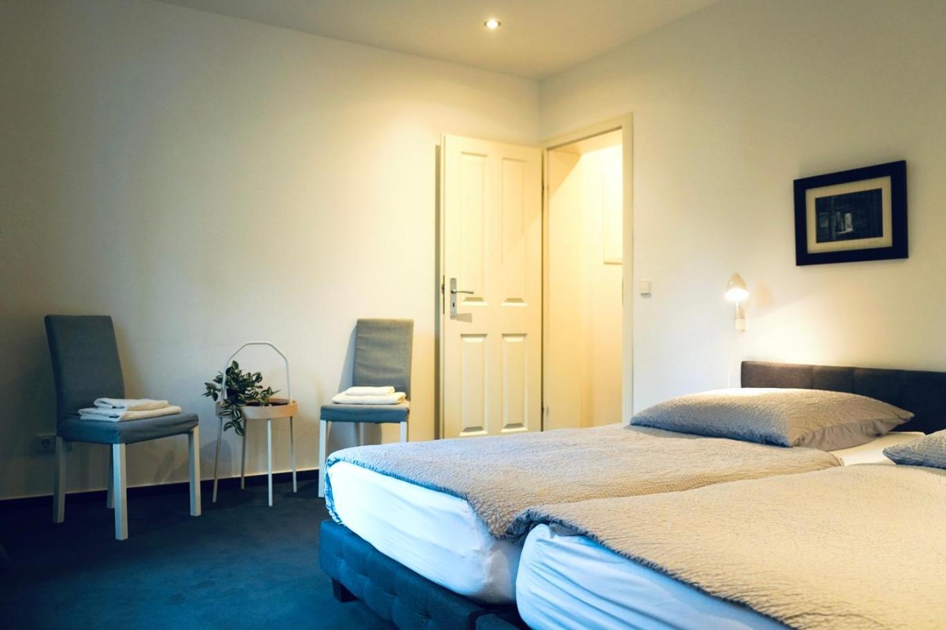 Haus Im Gruenen Fuer 6 Personen-3 Schlafzimmer- 3 Baedern -Waschmaschine-Grosse Terrasse- Vollausgestattete Kueche Wolfsbourg Extérieur photo