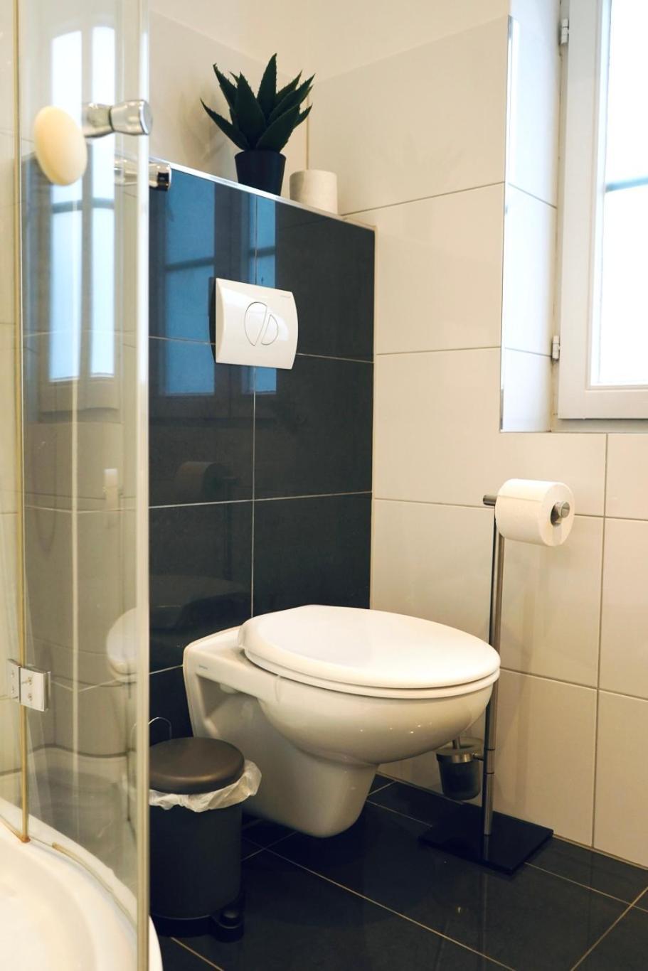 Haus Im Gruenen Fuer 6 Personen-3 Schlafzimmer- 3 Baedern -Waschmaschine-Grosse Terrasse- Vollausgestattete Kueche Wolfsbourg Extérieur photo